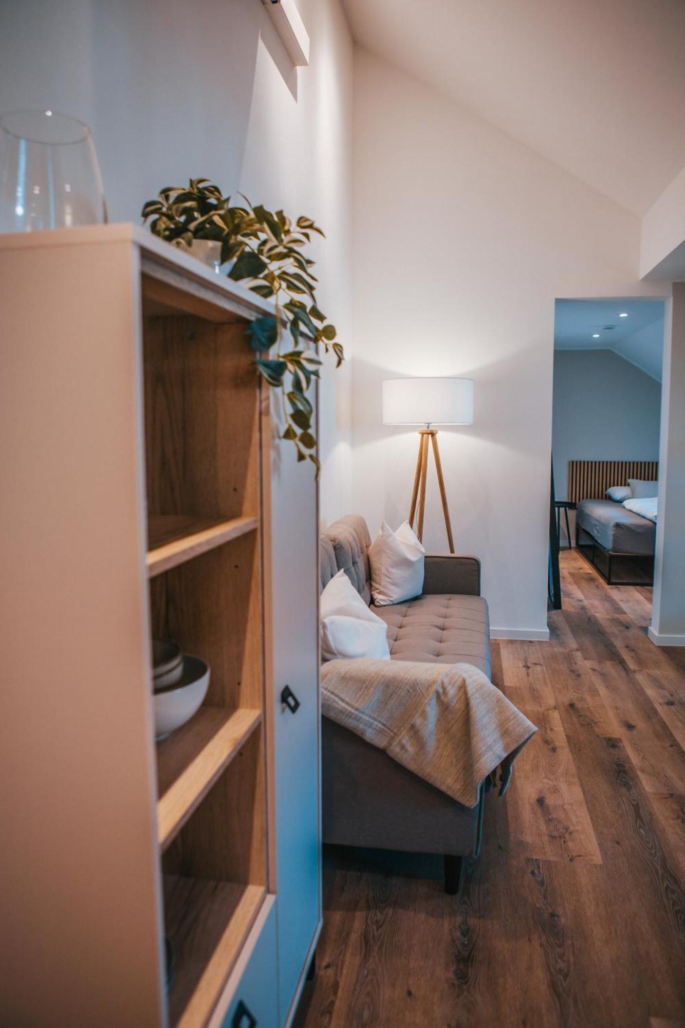 Apartamento Wohnen Auf Zeit In Sarrebruck Exterior foto