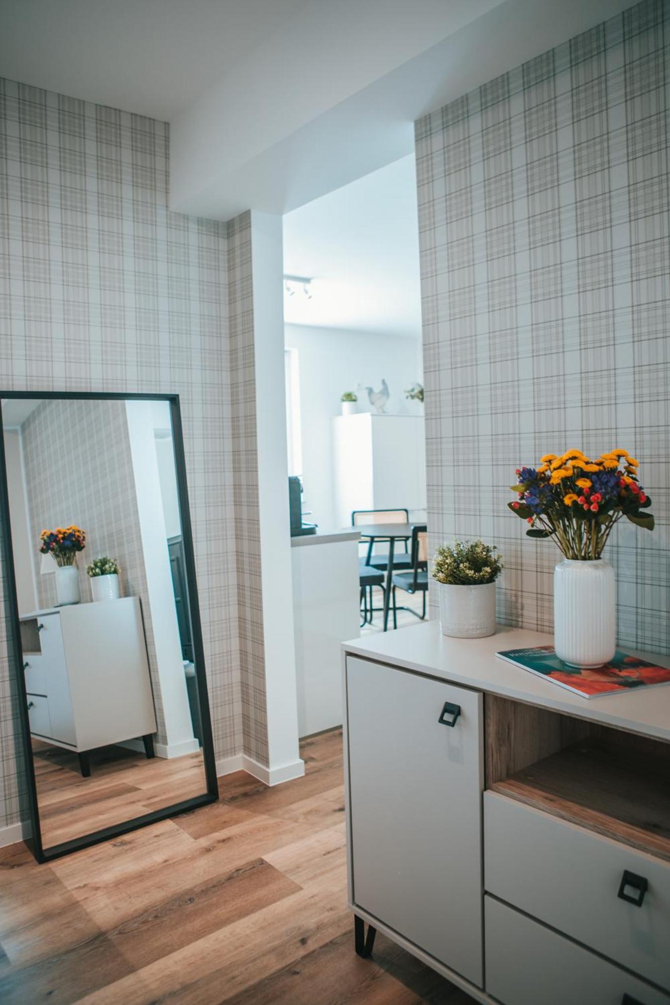 Apartamento Wohnen Auf Zeit In Sarrebruck Exterior foto